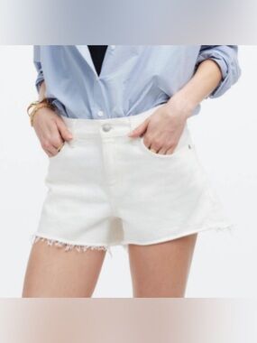 Madewell Low-Rise Boyfriend Shorts Tile White size 33 NWT